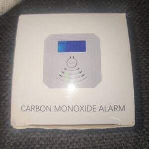 Carbon Monoxide Alarm with Installation Guide New In Box